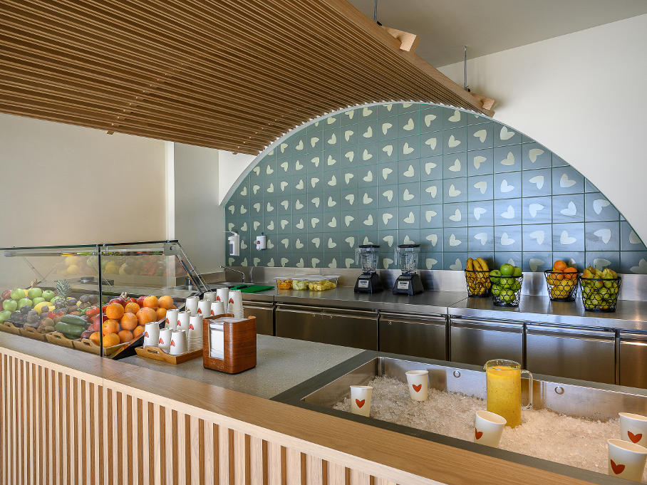 Juicy Station