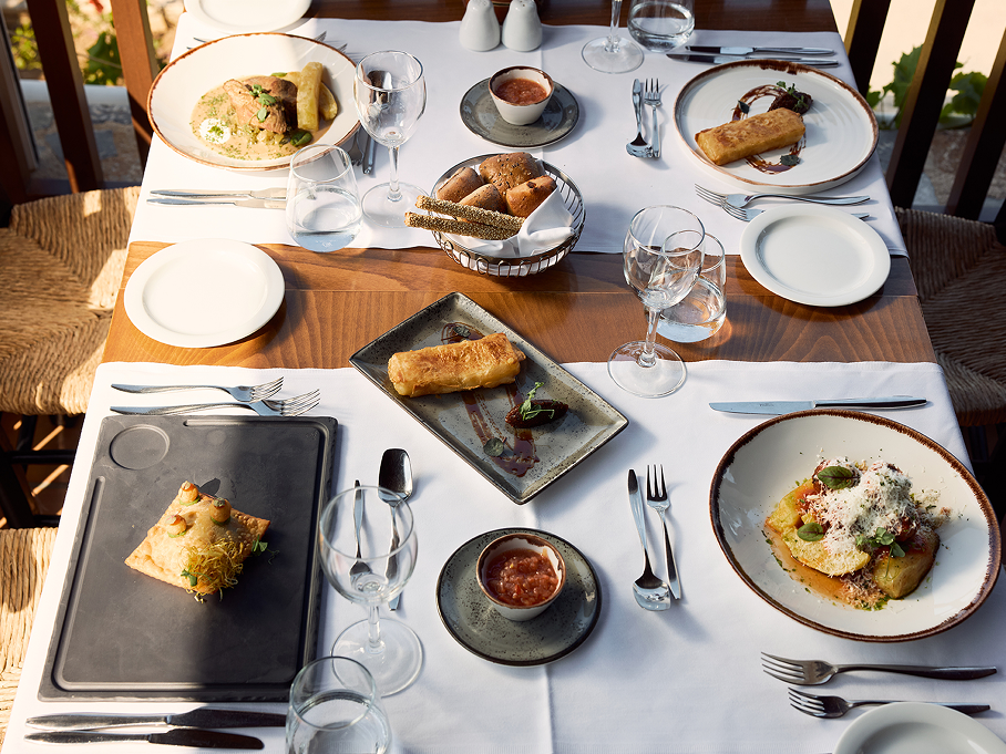 Estia Restaurant